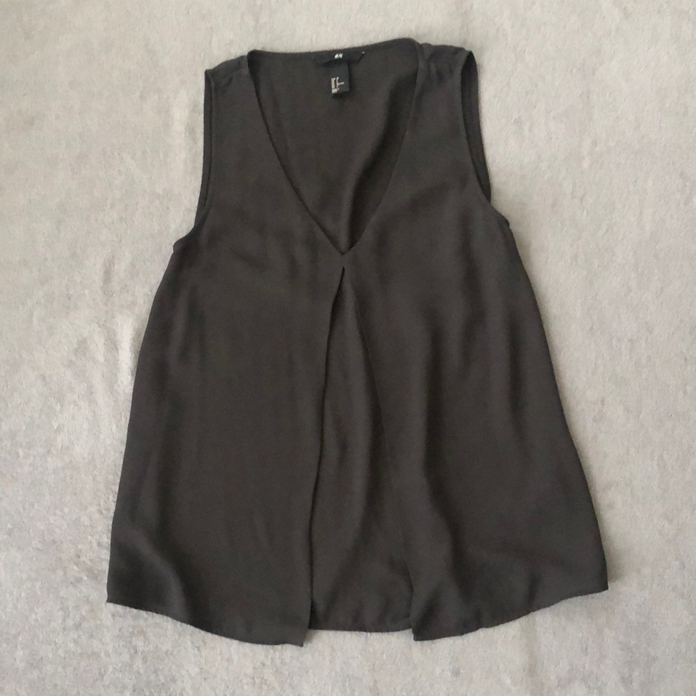 H&M Dark Gray V Neck Sheer Sleeveless Tunic Blouse Size 2